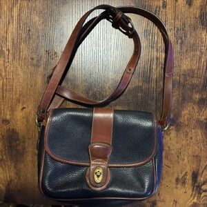 Pre-Owned Vintage Coach Sheridan Crossbody Purse